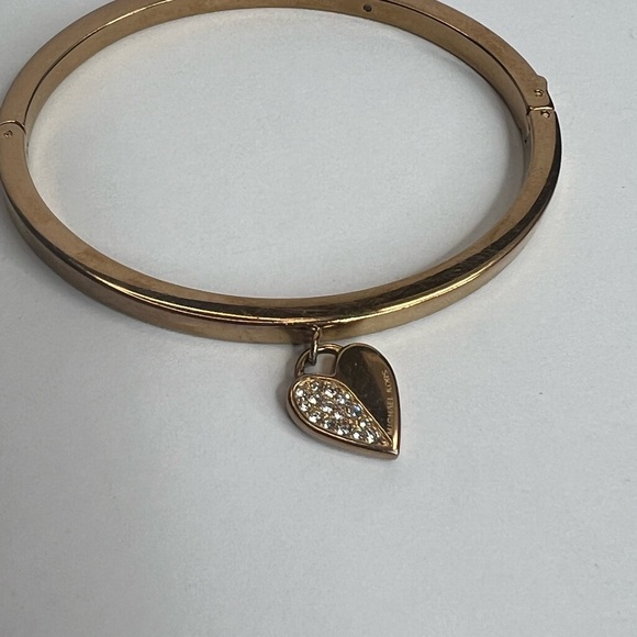 Michael Kors Gold Heart Charm Bangle Bracelet - Picture 2 of 8